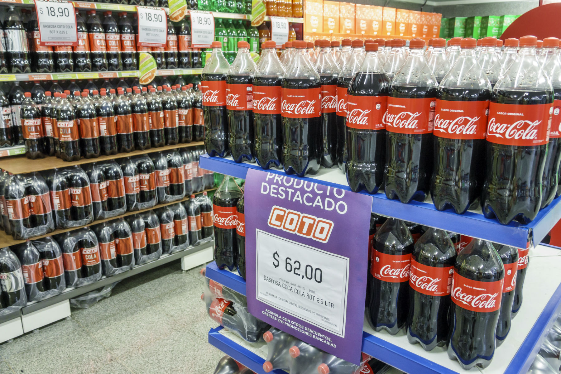 Coca-Cola może zdrożeć w Polsce nawet dwukrotnie. Czy to dobrze?